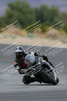 media/Jan-14-2023-SoCal Trackdays (Sat) [[497694156f]]/Turn 10 (1050am)/